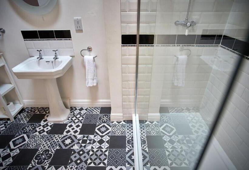 בית מלון כפרי Dairy Barns