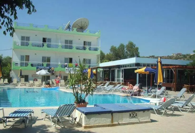 בית מלון כפרי Millenium Studios