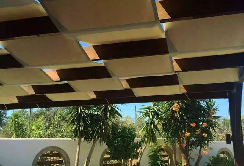 בית מלון כפרי Millenium Studios