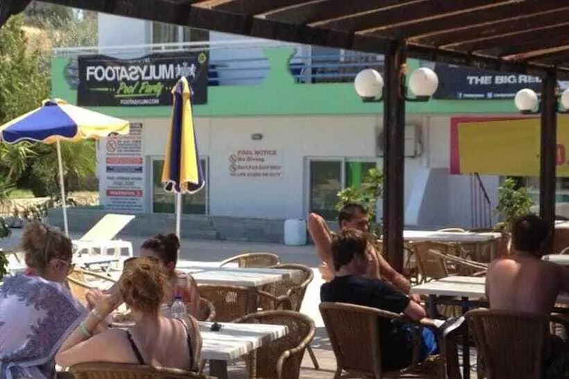 בית מלון כפרי Millenium Studios