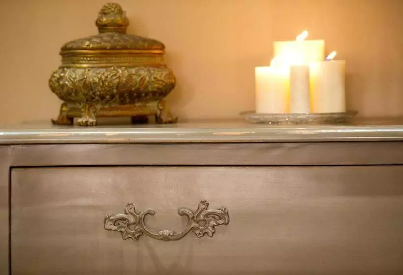 Отель Mir Boutique