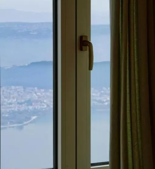 Отель Mir Boutique