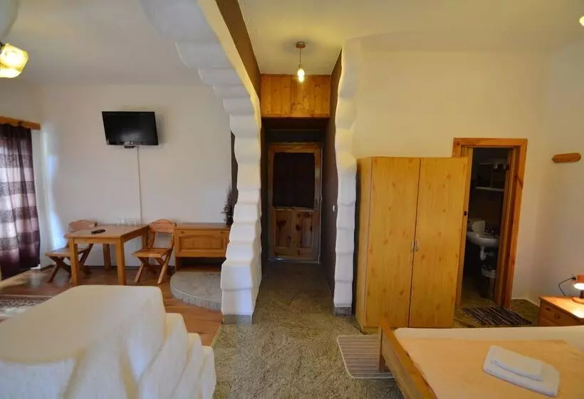 Hotel Pansion Winnetou