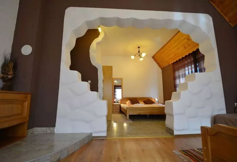 Hotel Pansion Winnetou