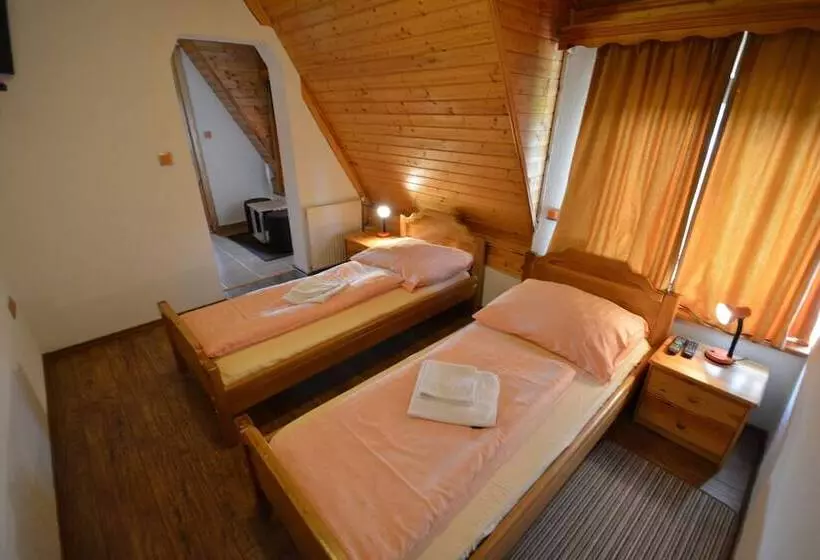 Hotel Pansion Winnetou