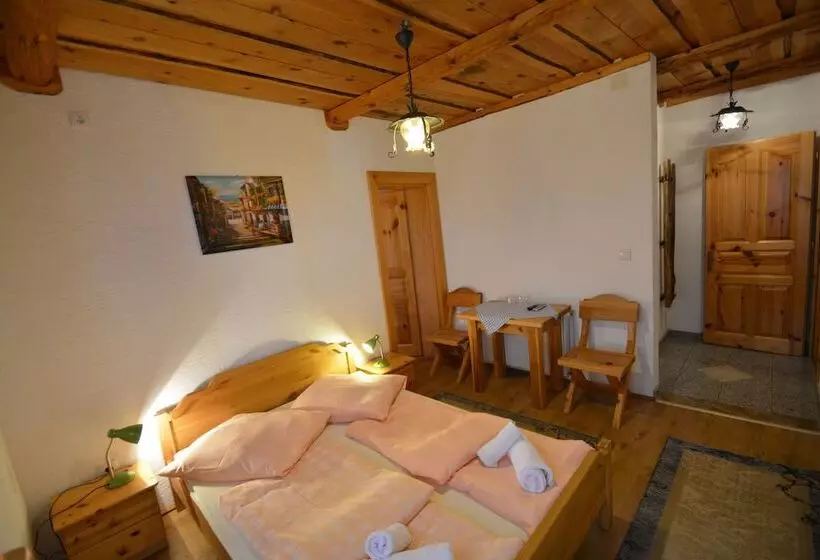 Hotel Pansion Winnetou