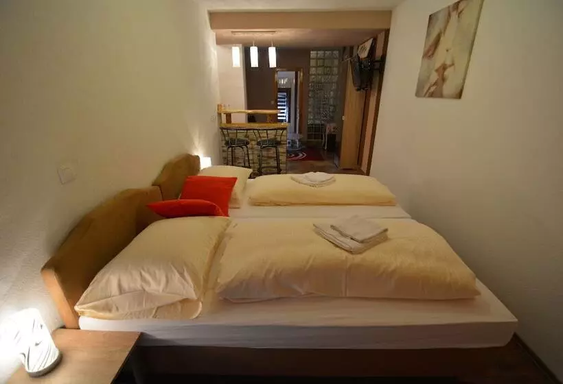 Hotel Pansion Winnetou