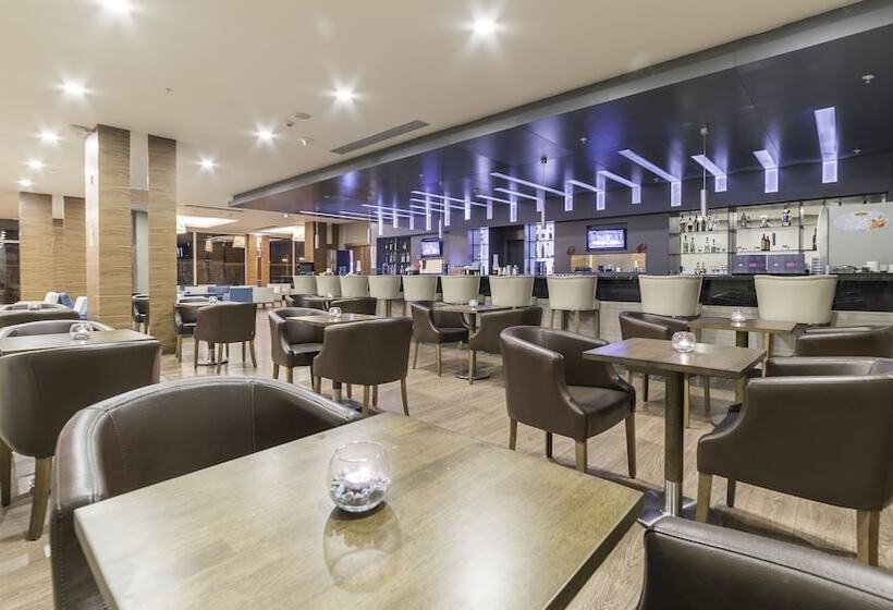 Ramada by Wyndham Resort Kusadasi