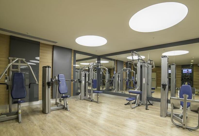 Ramada by Wyndham Resort Kusadasi