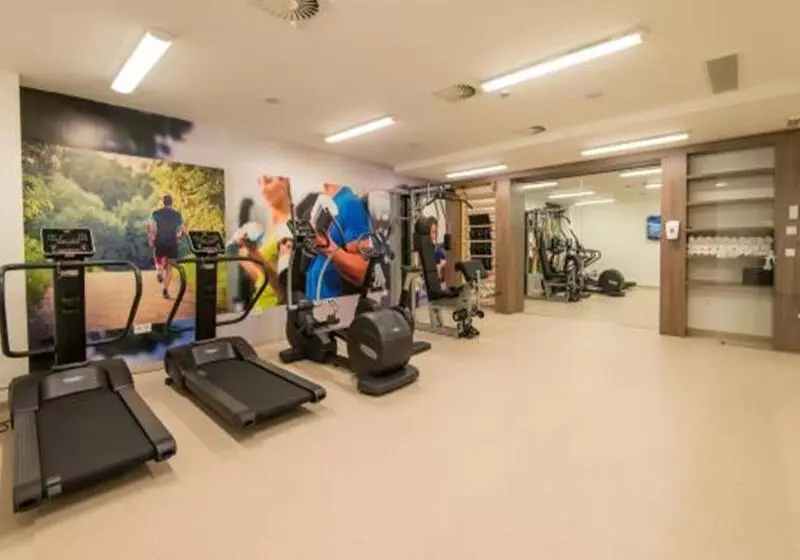 בית מלון כפרי Residence Inn By Marriott Sarajevo