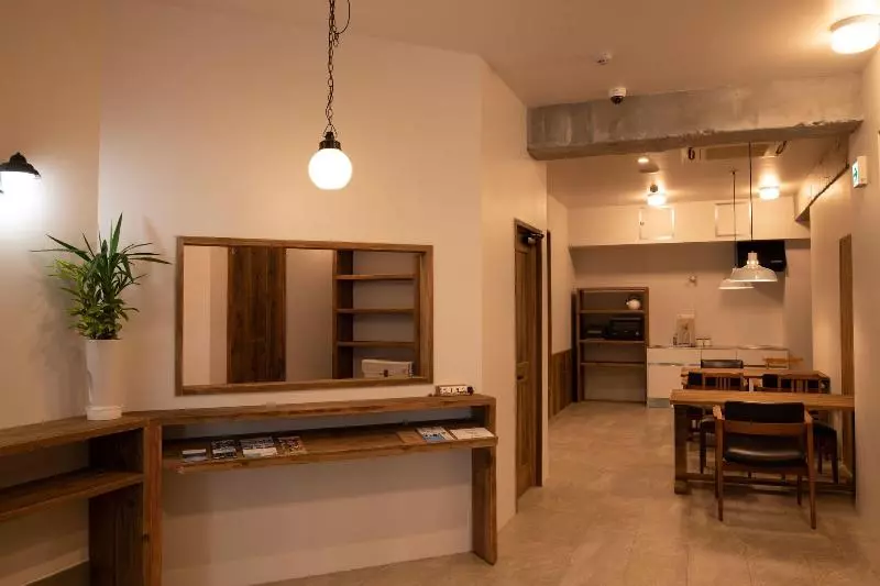 Пансион Guesthouse Akicafe Inn