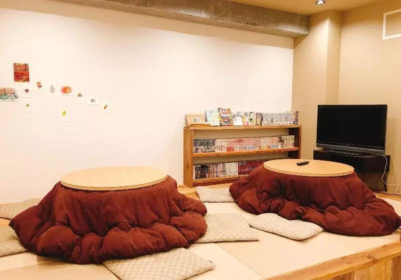 Пансион Guesthouse Akicafe Inn