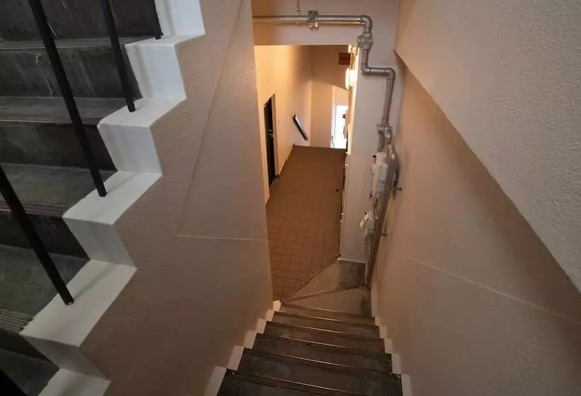 Пансион Guesthouse Akicafe Inn