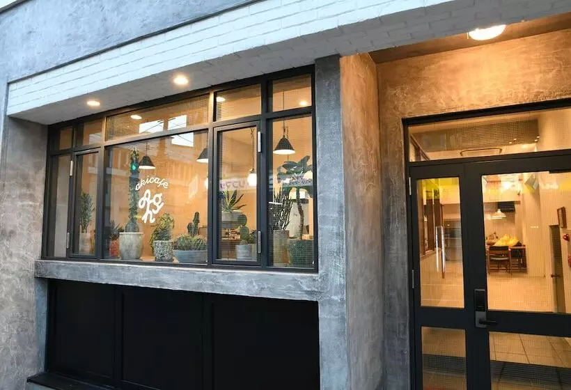 Пансион Guesthouse Akicafe Inn