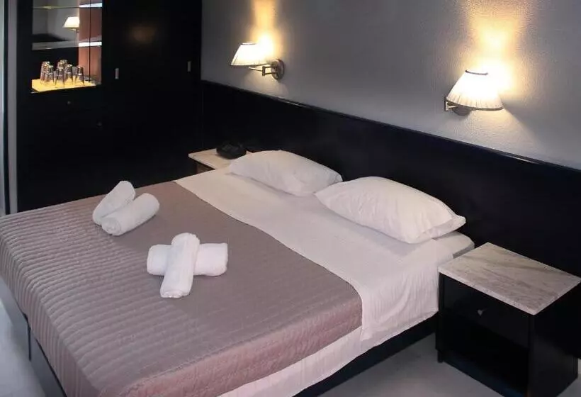 Skion Palace Beach Hotel Bungalows Boutique