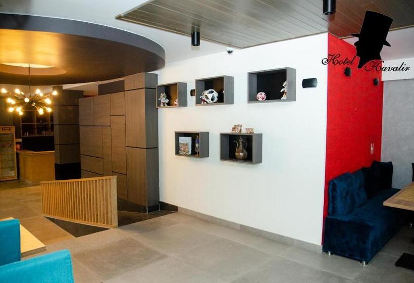 هتل Kavalir