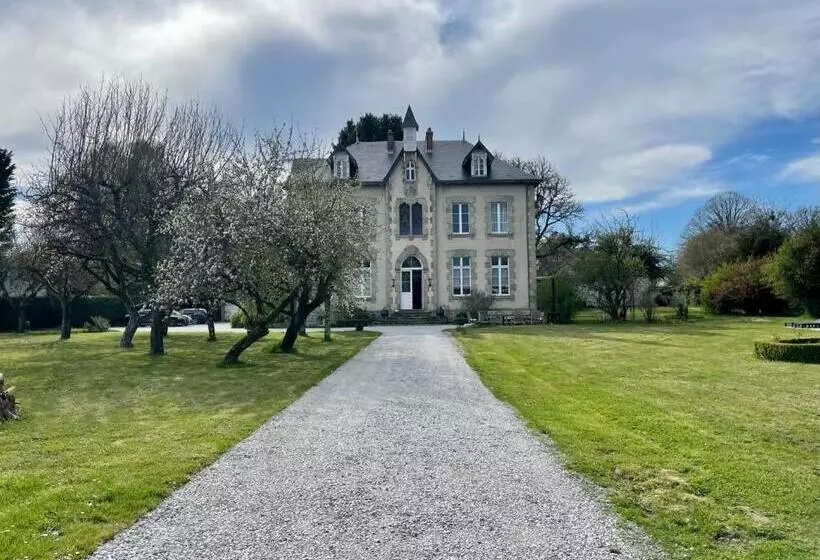 Aamiaismajoitus (B&B) Villa Vallière Bed&breakfast