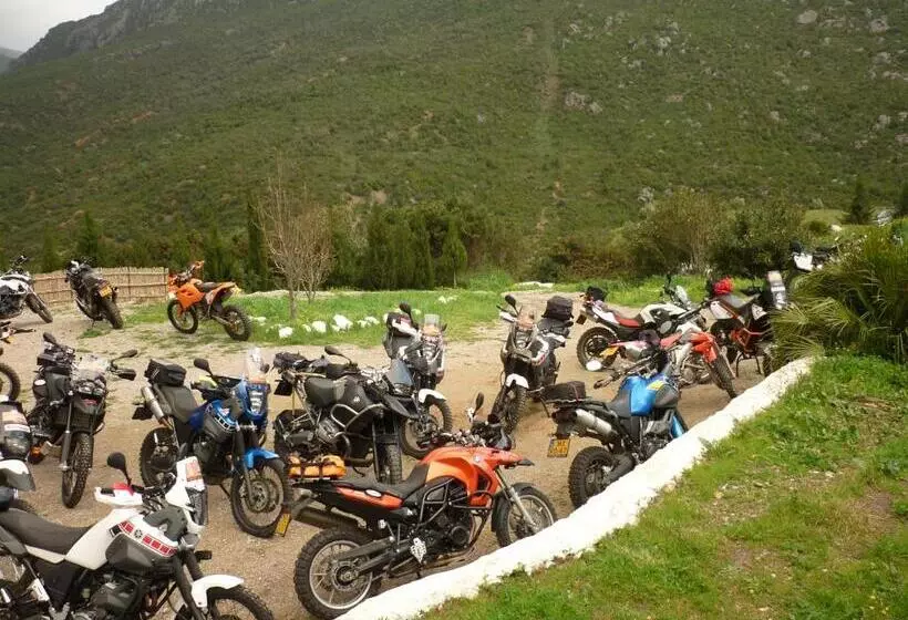 Retkeilymaja Caiat Lounge Refuge