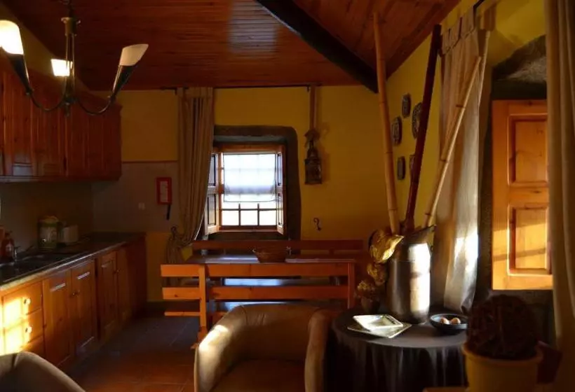 Retkeilymaja Casa Do Manego