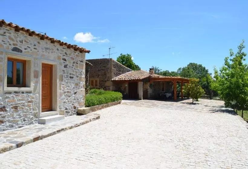 Retkeilymaja Casa Do Manego