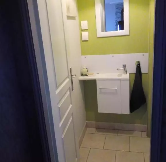 Aamiaismajoitus (B&B) Chambre D Hôte Le Bois Joli