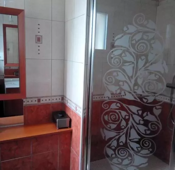 Aamiaismajoitus (B&B) Chambre D Hôte Le Bois Joli