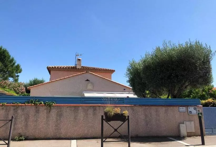 Aamiaismajoitus (B&B) Chambres Table D Hotes Carpe Diem