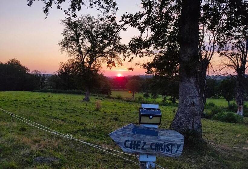 Aamiaismajoitus (B&B) Chez Christy Chemin Des Dinots