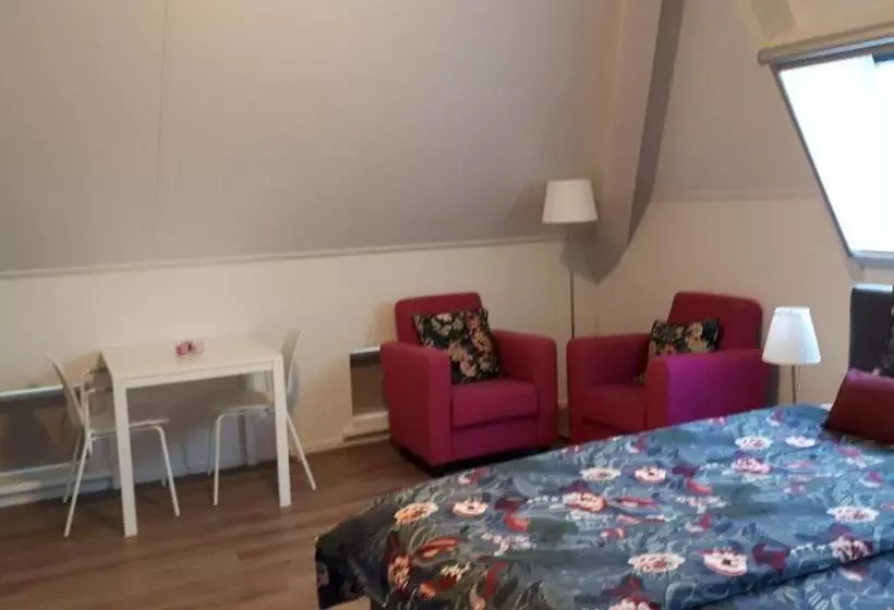 Aamiaismajoitus (B&B) Dinie S Bed En Brood