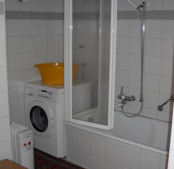 Bed and Breakfast Guesthouse By Wild