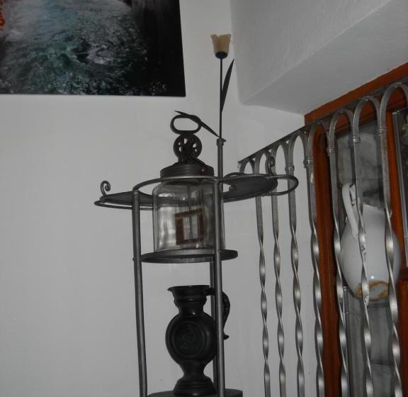 Bed and Breakfast Guesthouse By Wild