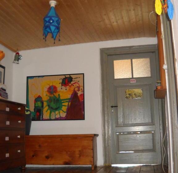 Bed and Breakfast Guesthouse By Wild