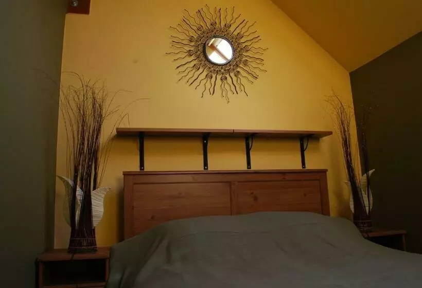 Aamiaismajoitus (B&B) Huis Van Rooi