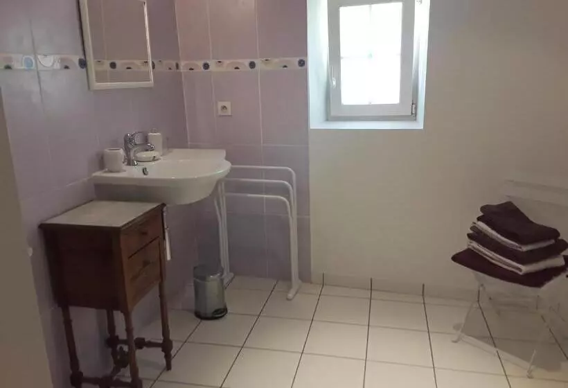 ベッドアンドブレックファースト La Reine Des Prés Chambres D Hôtes