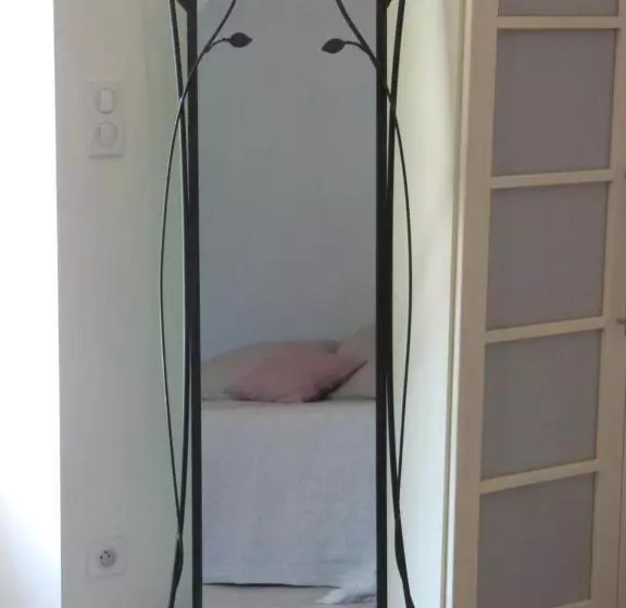 ベッドアンドブレックファースト La Reine Des Prés Chambres D Hôtes