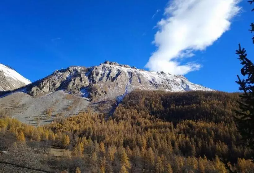 Aamiaismajoitus (B&B) Les Marmottes D Estenc