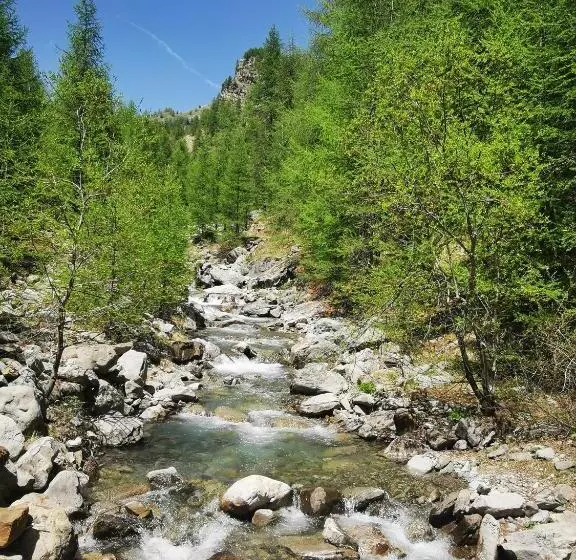 Aamiaismajoitus (B&B) Les Marmottes D Estenc