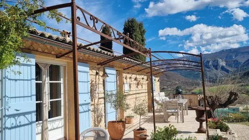 ベッドアンドブレックファースト Mas Tulipe De Soie