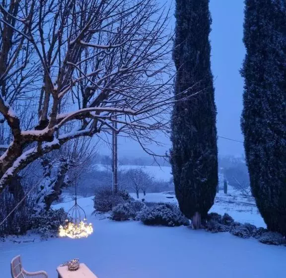 ベッドアンドブレックファースト Mas Tulipe De Soie