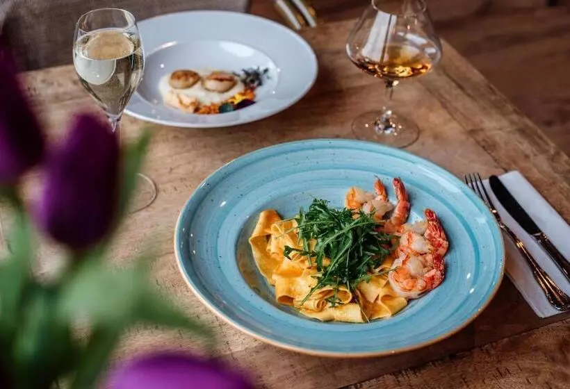 ホテル Hazai Provence