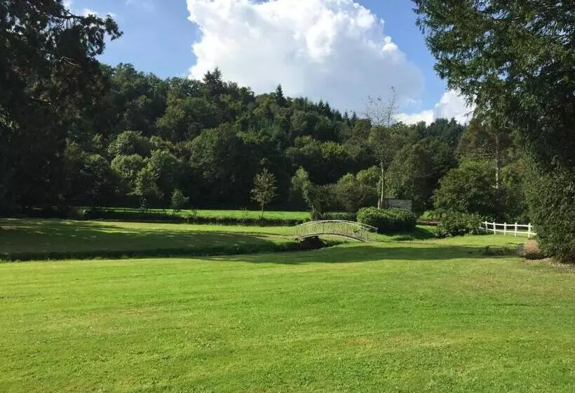 Le Manoir De Bénédicte B&b