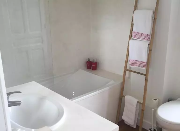 Le Manoir De Bénédicte B&b