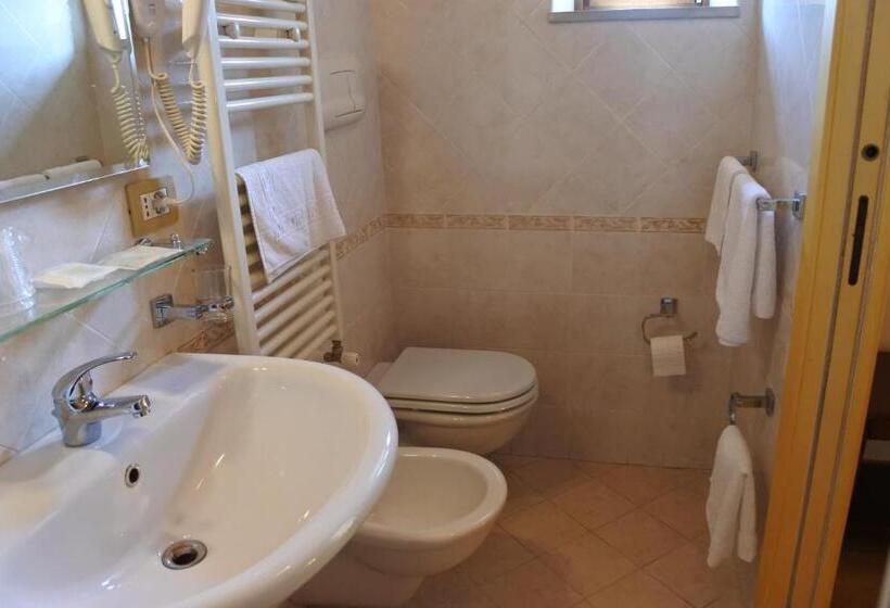 بنسيون Affittacamereil Portale