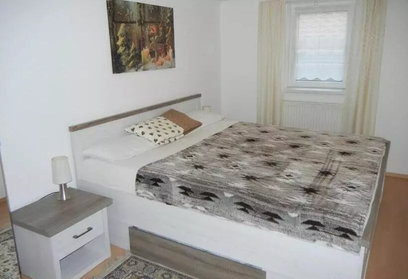 Majatalo Ferienwohnung Wacker, Apartments Und Zimmer