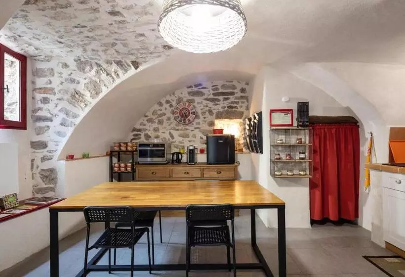 ペンション Le Mas De Ribard