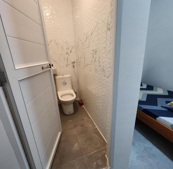 Herberge Ashburn S Transient Bauang La Union   Barkada, Limited Parking, Self Check In, Self Service