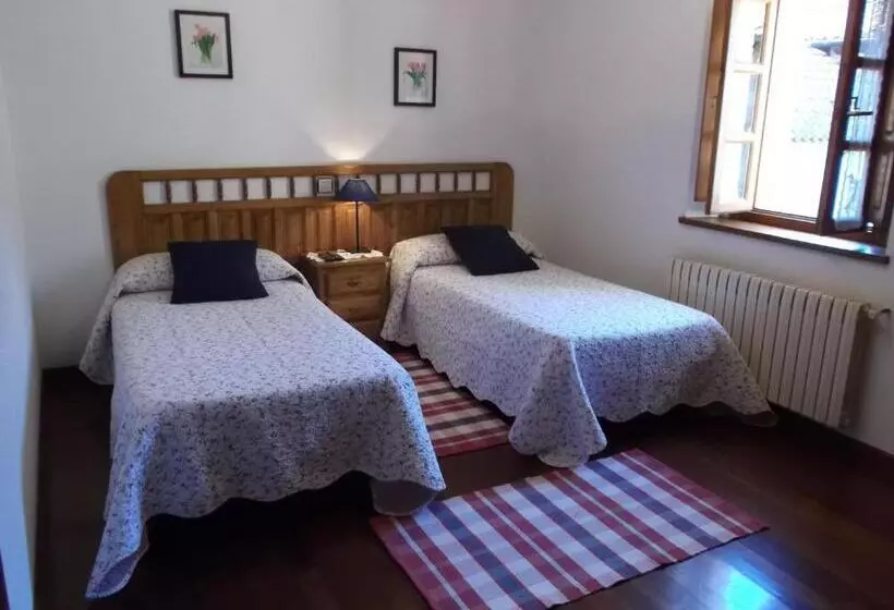 ユースホステル Posada Casa Molleda