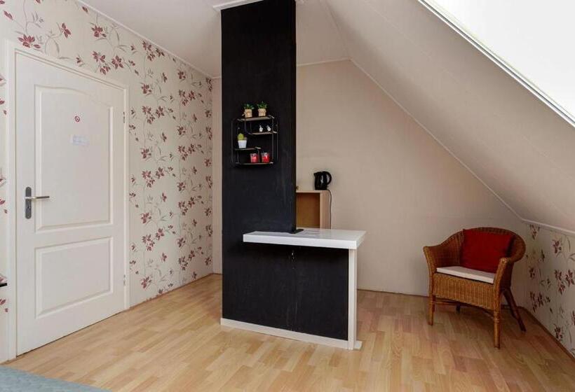 Bed and Breakfast Bron Van Rust