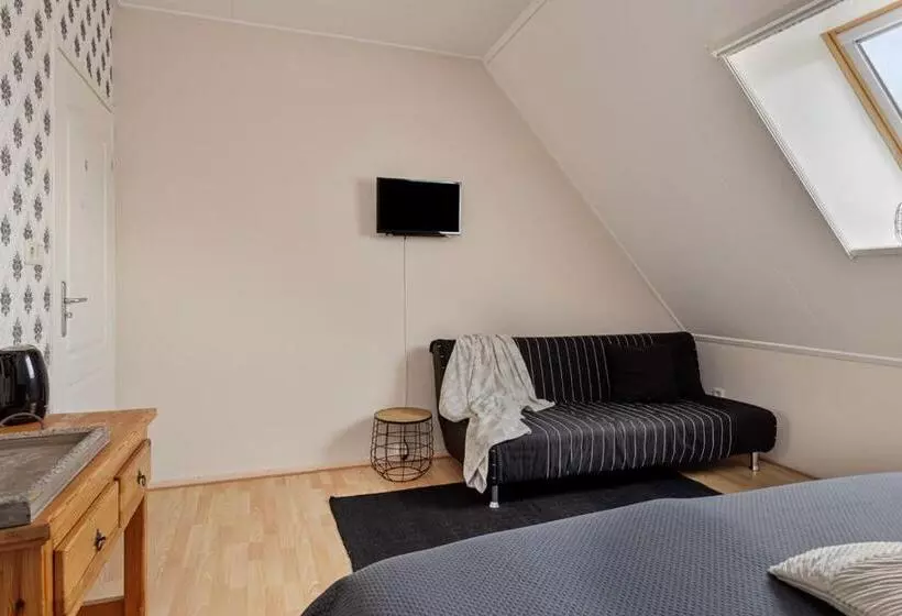 Bed and Breakfast Bron Van Rust