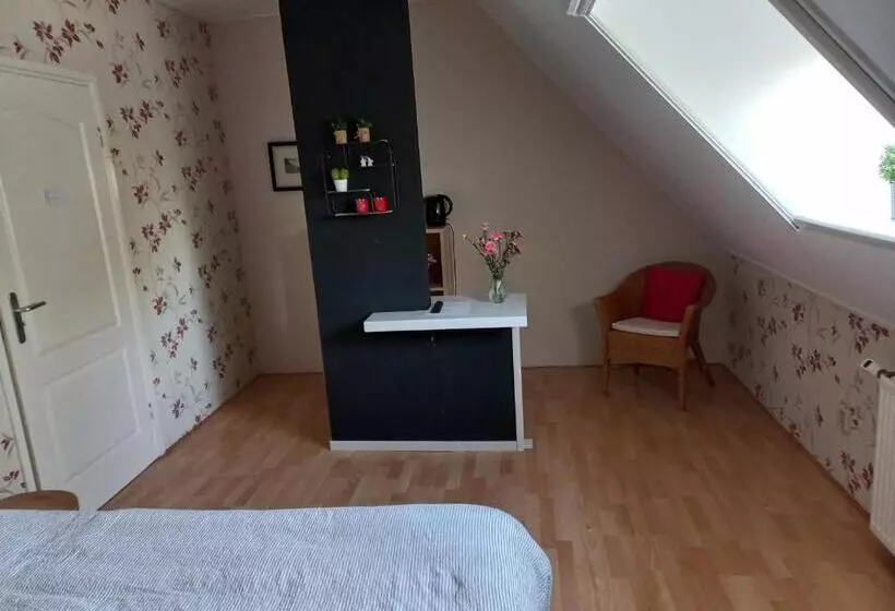 Bed and Breakfast Bron Van Rust